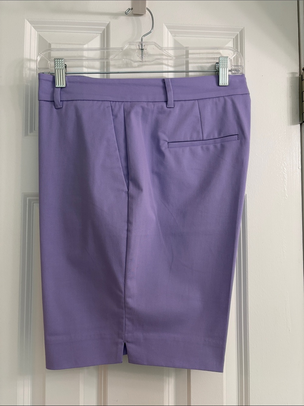 Ann Taylor Classic Cotton Spandex Blend Broadwalk Short in Lilac Shade